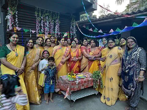 मिथिला समाज की महिलाओं ने मनाया होली मिलन उत्सव