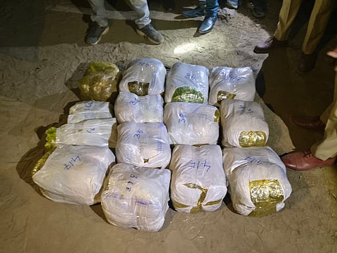 Two smugglers from Cooch Behar arrested with a consignment of ganja from Halishahar