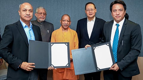 इन्वेस्ट यूपी व एससीई के बीच एमओयू