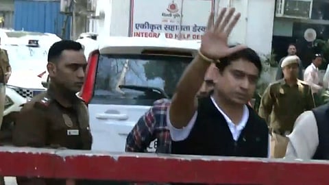 पुलिस गिरफ्त में उदय भानु चिब।