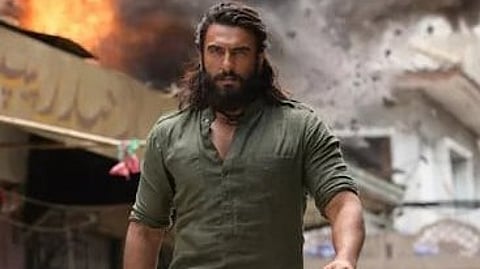 फिल्म धुरंधर में रणवीर सिंह।