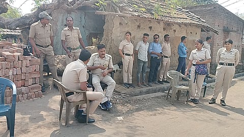 युवक की हत्या के बाद इलाके में फैला तनाव