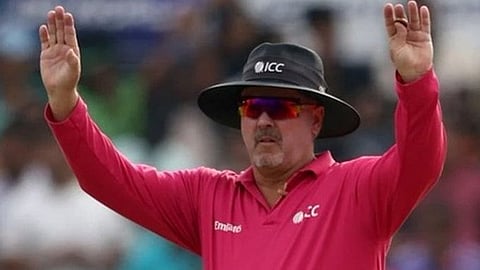 इंग्लैंड के रिचर्ड इलिंगवर्थ को आईसीसी ने 2019 में साल का श्रेष्ठ अंपायर घोषित किया था ( फाइल फोटो )।