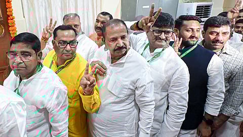 बिहार में राज्यसभा चुनाव लिए मतदान जारी