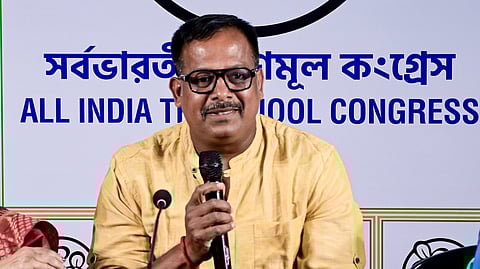 तृणमूल कांग्रेस में शामिल हुए पूर्व क्रिकेट शिव शंकर पॉल।