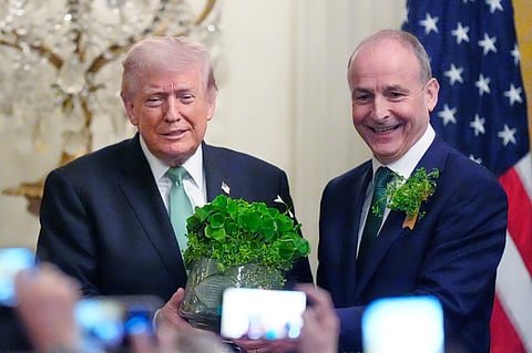 अमेरिकी राष्ट्रपति डोनाल्ड ट्रंप ने ईरान को कड़ी चेतावनी जारी की।