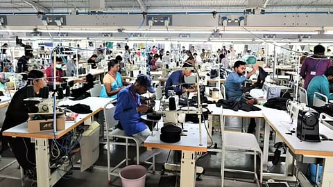 कुछ सालों में तमिलनाडु वस्त्र उद्योग का केंद्र बन कर उभरा है ( फाइल फोटो )