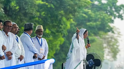 ममता का मोदी पर ‘घुसपैठिया’ वार, BJP का पलटवार तेज