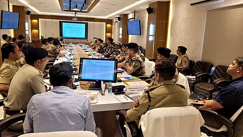 CAPF के अधिकारियों की तैनाती की दी गई जानकारी