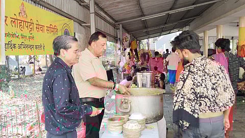श्री बड़ाबाजार लोहा पट्टी सेवा समिति ने पूर्णिमा पर लगाया सेवा कैंप