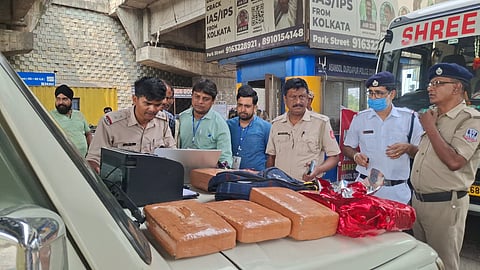 नाका चेकिंग के दौरान 22 किलो गांजा बरामद