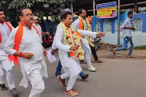 BJP Candidates Run to File Nomination in Krishnanagar Before Deadline.