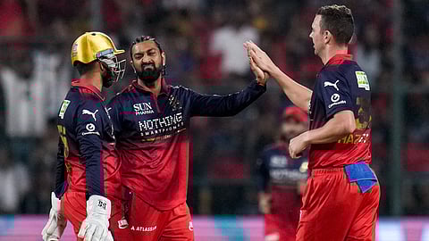 RCB ने LSG को 146 रन पर समेटा