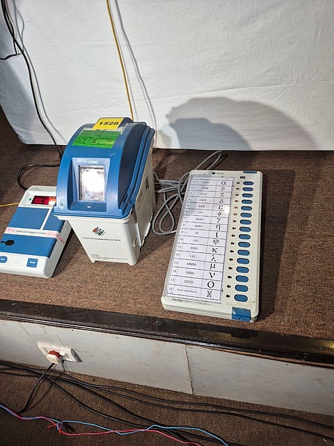 चुनाव आयोग ने तेज की वीडियो निगरानी