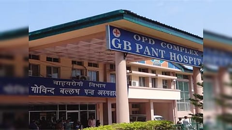 जी.बी. पंत अस्पताल के वार्डों में अतिरिक्त बेड स्क्रीन उपलब्ध कराने की मांग