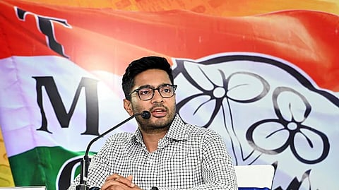 भाजपा को फायदा पहुंचाने के लिए ऑब्जर्वरों पर दबाव : TMC