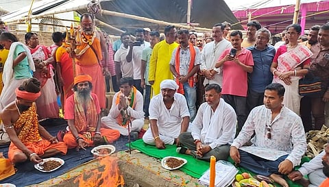 Basirhat: TMC and BJP Candidates Share Same Stage for Akshay Tritiya Yagna in Taki