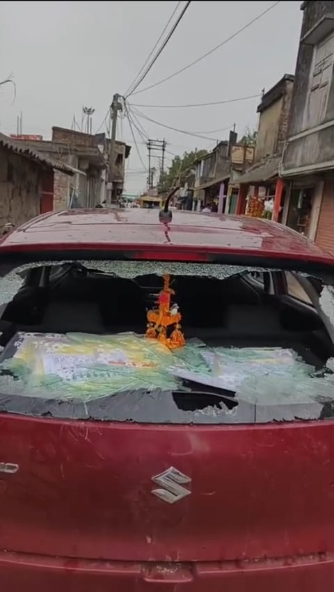 बासंती के भाजपा उम्मीदवार विकास सरदार के वाहन में की गई तोड़फोड़