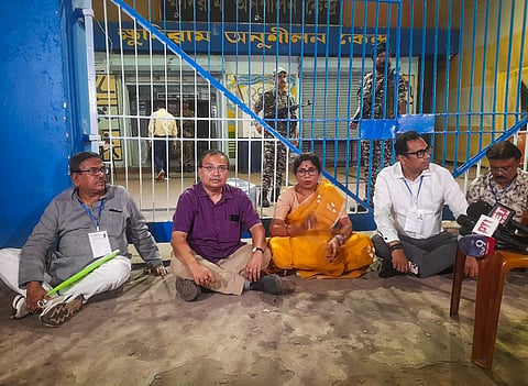 “EVM पर मिडनाइट ड्रामा! ममता बनर्जी खुद पहुँची स्ट्रॉन्गरूम”