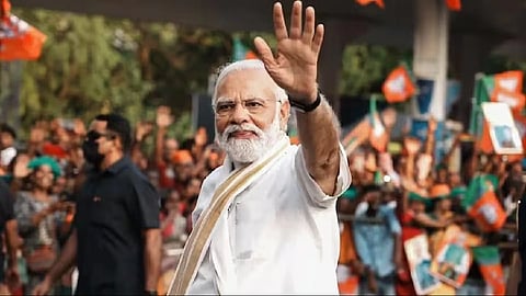 चुनावी जीत के जश्न में BJP मुख्यालय पहुंचे पीएम मोदी