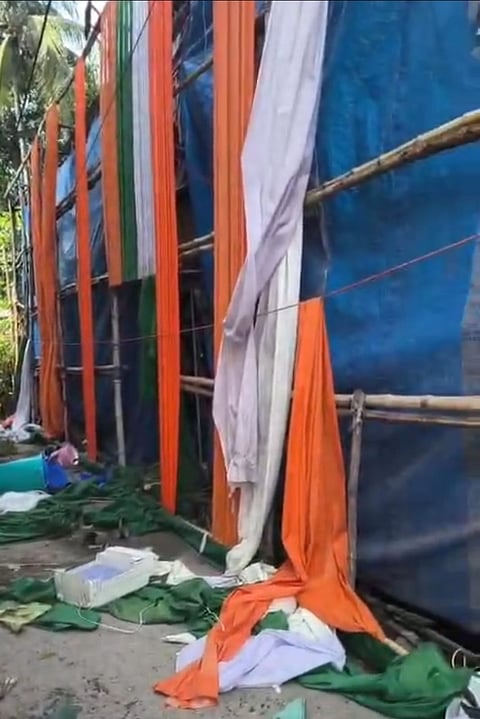 अभिषेक के पार्टी कार्यालय में तोड़फोड़ के बाद की तस्वीर