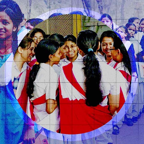 स्कूल ड्रेस को लेकर शिक्षा विभाग को सौंपी गई याचिका