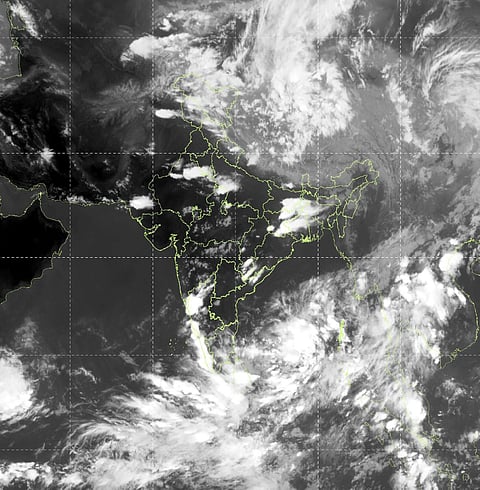अंडमान एवं निकोबार द्वीपसमूह में भारी बारिश और तेज हवाओं की चेतावनी जारी