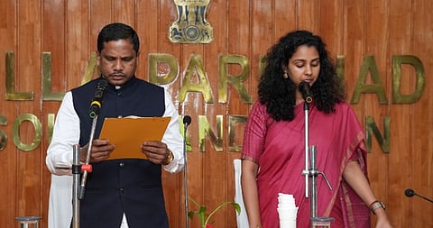 दक्षिण अंडमान जिला परिषद के नवनिर्वाचित अध्यक्ष एवं उपाध्यक्ष का शपथ ग्रहण समारोह आयोजित