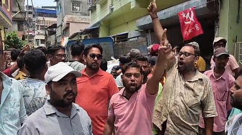 Slogans Raised Outside Former Minister's Residence in Howrah
