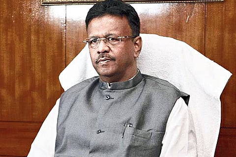 कोलकाता के मेयर पद से फिरहाद हकीम का इस्तीफा