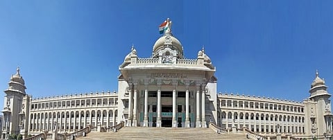 शपथ लेते ही रेड्डी का इस्तीफा तो मुनियप्पा भी नाराज