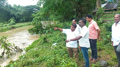 बाढ़ प्रभावित क्षेत्रों का दौरा कर टीएसजी भास्कर ने राहत उपायों की समीक्षा की