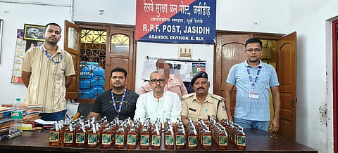 आरपीएफ ने अवैध शराब किया जब्त