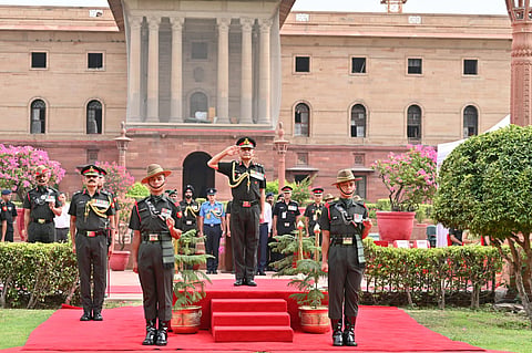 Gen. उपेंद्र द्विवेदी की सेना प्रमुख के रूप में विदाई, ‘ऑपरेशन सिंदूर’ से बदलावों तक याद रहेगा कार्यकाल