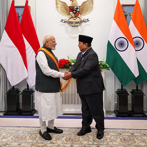 PM मोदी को मिला इंडोनेशिया का सर्वोच्च सम्मान