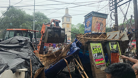नगर निगम ने राहा लेन से प्रारंभ किया अतिक्रमण हटाओं अभियान