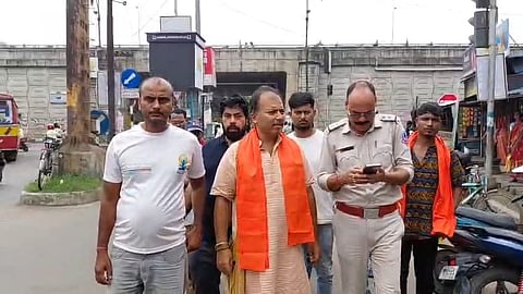 मांस की दुकानों पर 'हलाल' या 'झटका' का बोर्ड लगाने की मांग