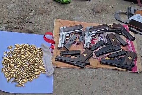 सीआईडी की बड़ी कार्रवाई : हथियारों की खेप के साथ महिला तस्कर गिरफ्तार