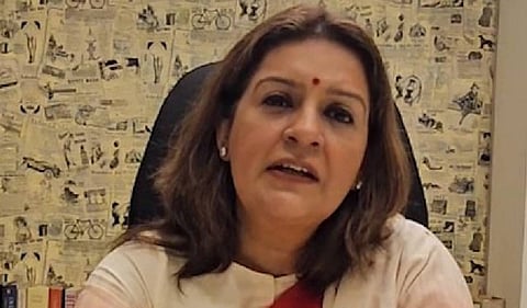 "प्रेमानंद महाराज को कॉकरोचों ने अपशब्द बोला" प्रियंका चतुर्वेदी का CJP पर बड़ा हमला