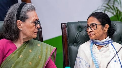 सोनिया गांधी और ममता बनर्जी