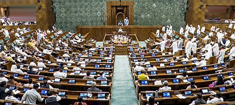 हंगामे के बीच लोकसभा से 'वंदे मातरम्' बिल पास