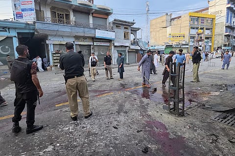 Suicide attack during peace rally in Pakistan; 14 people killed.
