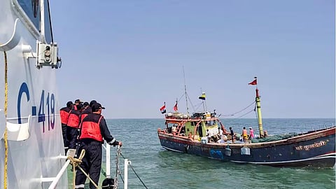The Sri Lankan Navy rescued 11 Indian fishermen.