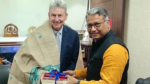 बर्नाड लिंच एवं जगन्नाथ चट्टोपाध्याय