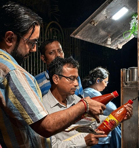 Howrah Municipal Corporation Inspection Drive On Ring Road Food Stalls