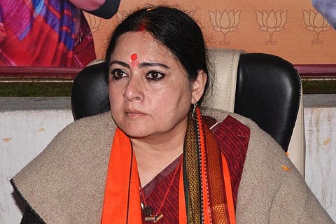 गंदगी छोड़ें, जिम्मेदारी अपनाएं...