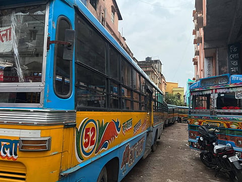 Howrah-Dharmatala Bus Route 52 Suspended: Parking Dispute and Heavy Fines Cause Passenger Crisis