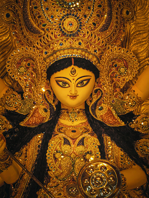 Waterlogging Halts Durga Puja Preparations in Howrah: Organizers Face Delays and Financial Strain