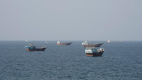 Iran to create ‘no-go zone’ outside Hormuz; oil prices surge