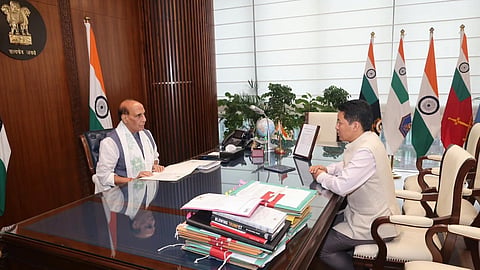 सांसद सुब्बा ने रक्षा मंत्री से मिलकर सुरक्षित सड़क कनेक्टिविटी की मांग उठाई
